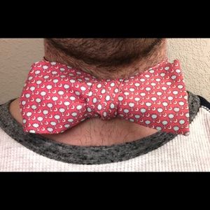 Vineyard Vines Bow Tie with Palmetto Trees